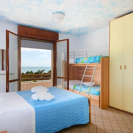 Vista Mare - Casa Con Terrazzo E Parcheggio Gratuito Apartman Cervia